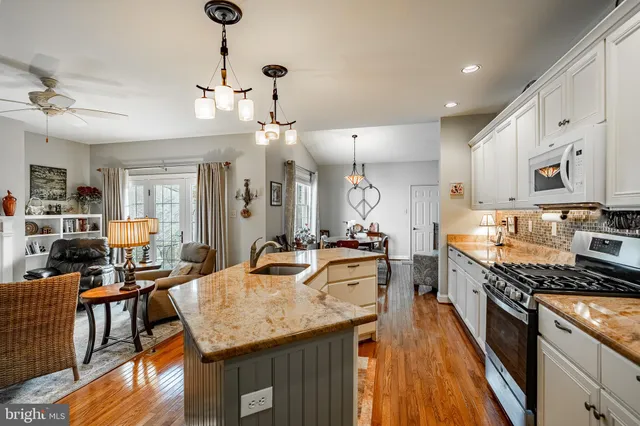 $550,000 | 475 Fairmont Drive, Unit 237, Chester Springs, PA 19425