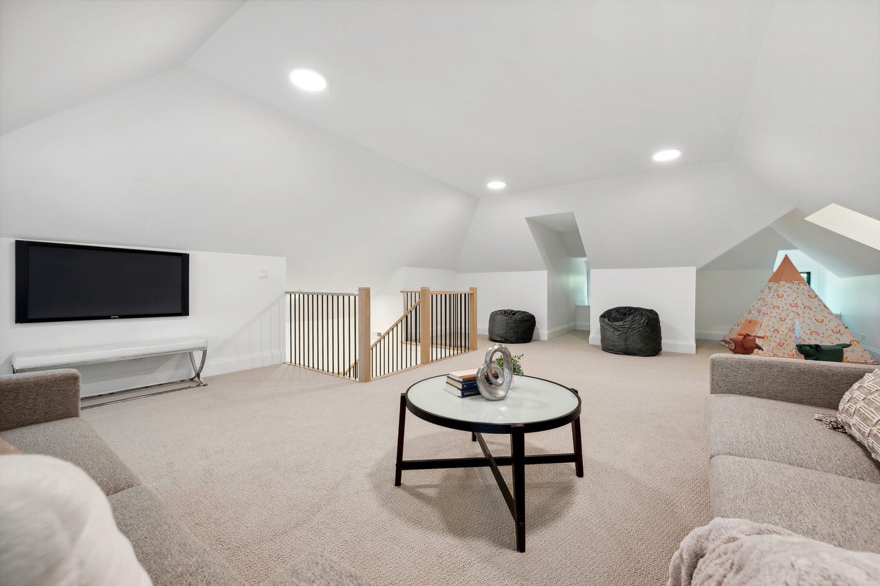 611 Abbotsford Road Kenilworth, IL 60043 - Photo 36 of 56 Gallery Image 36