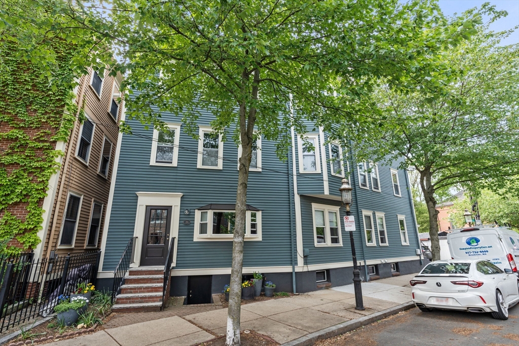74 Rutherford Avenue, Unit 3 Boston, MA 02129 - Photo 20 of 27 Gallery Image 20