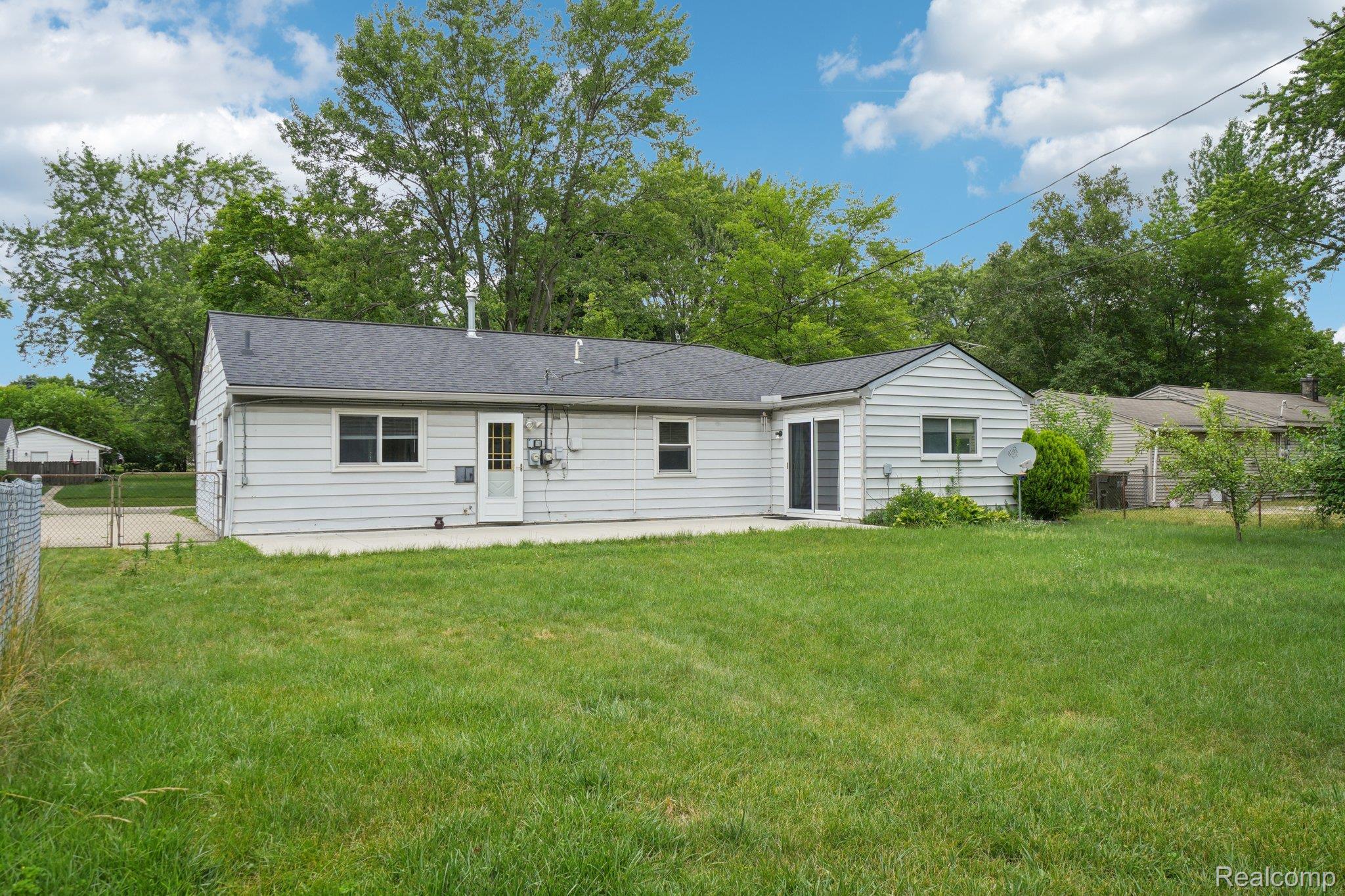 1096 Truwood Avenue Rochester, MI 48307 - Photo 16 of 23