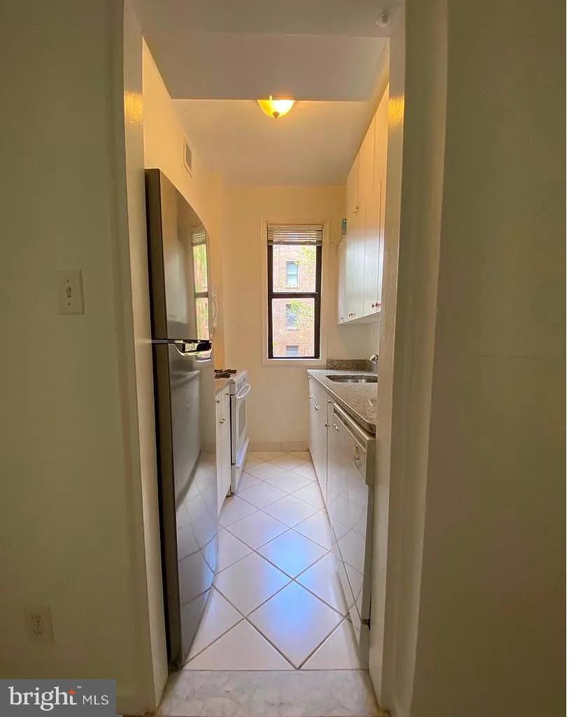 2515 K Street Northwest, Unit 503 Washington, DC 20037 - Photo 12 of 24
