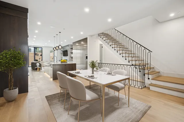 $1,999,999 | 2434 West Superior Street, Chicago, IL 60612