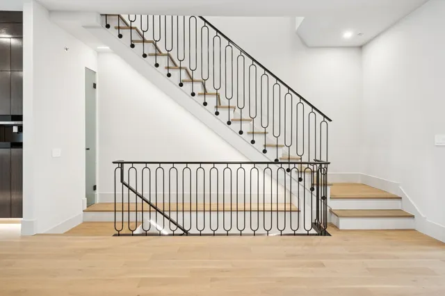 $1,999,999 | 2434 West Superior Street, Chicago, IL 60612