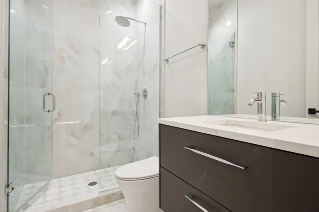 $1,999,999 | 2434 West Superior Street, Chicago, IL 60612