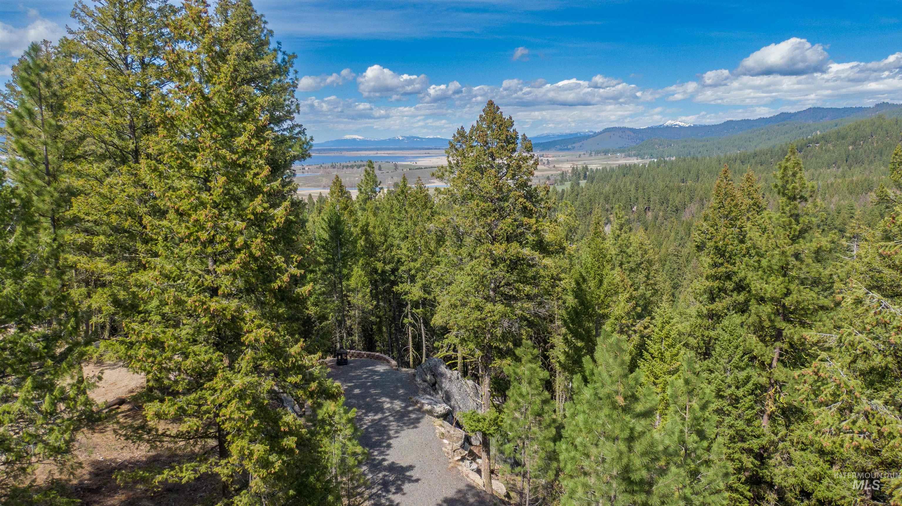 1562 Crown Point Parkway Cascade, ID 83611 - Photo 19 of 22