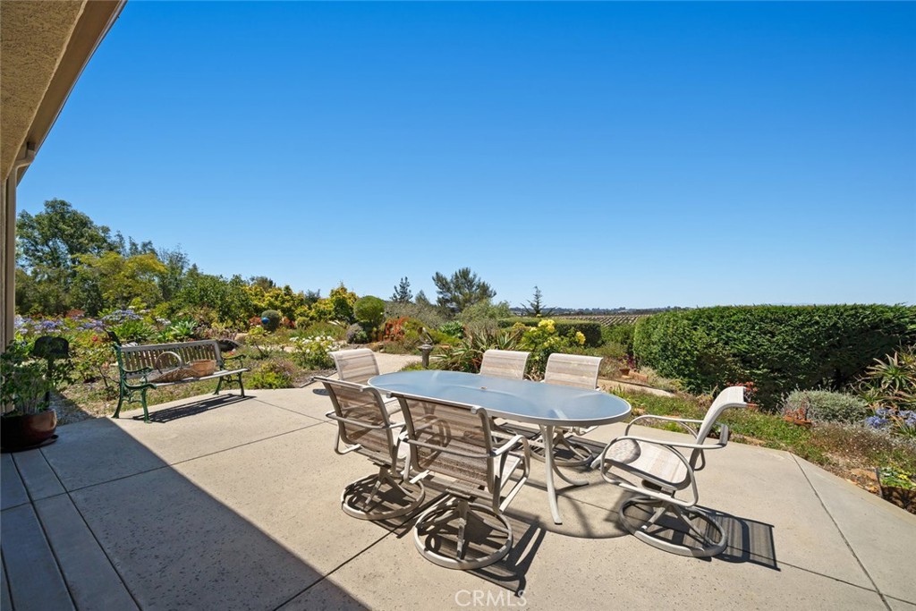 225 Broken Arrow Road Nipomo, CA 93444 - Photo 13 of 75