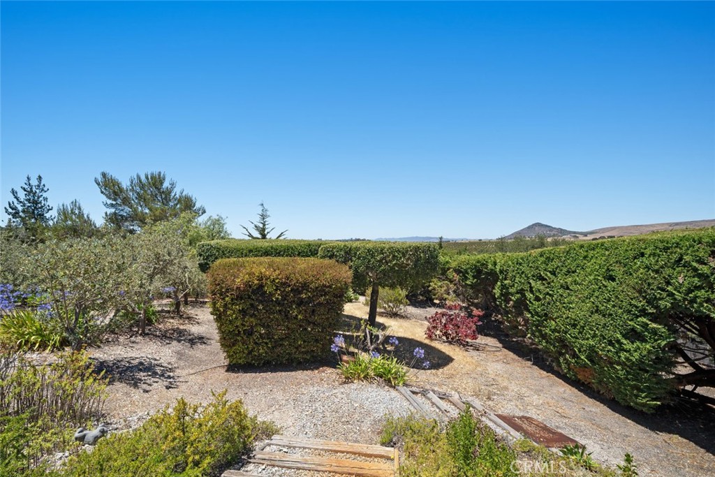 225 Broken Arrow Road Nipomo, CA 93444 - Photo 25 of 75