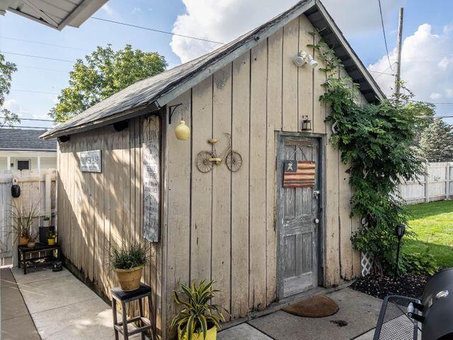 620 Runkle Street West Liberty, OH 43357 - Photo 13 of 74 Storage Shed