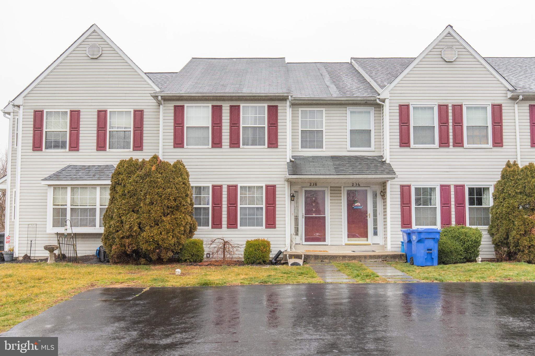 238 Springvalley Way Aston, PA 19014 - Photo 3 of 34 Gallery Image 3