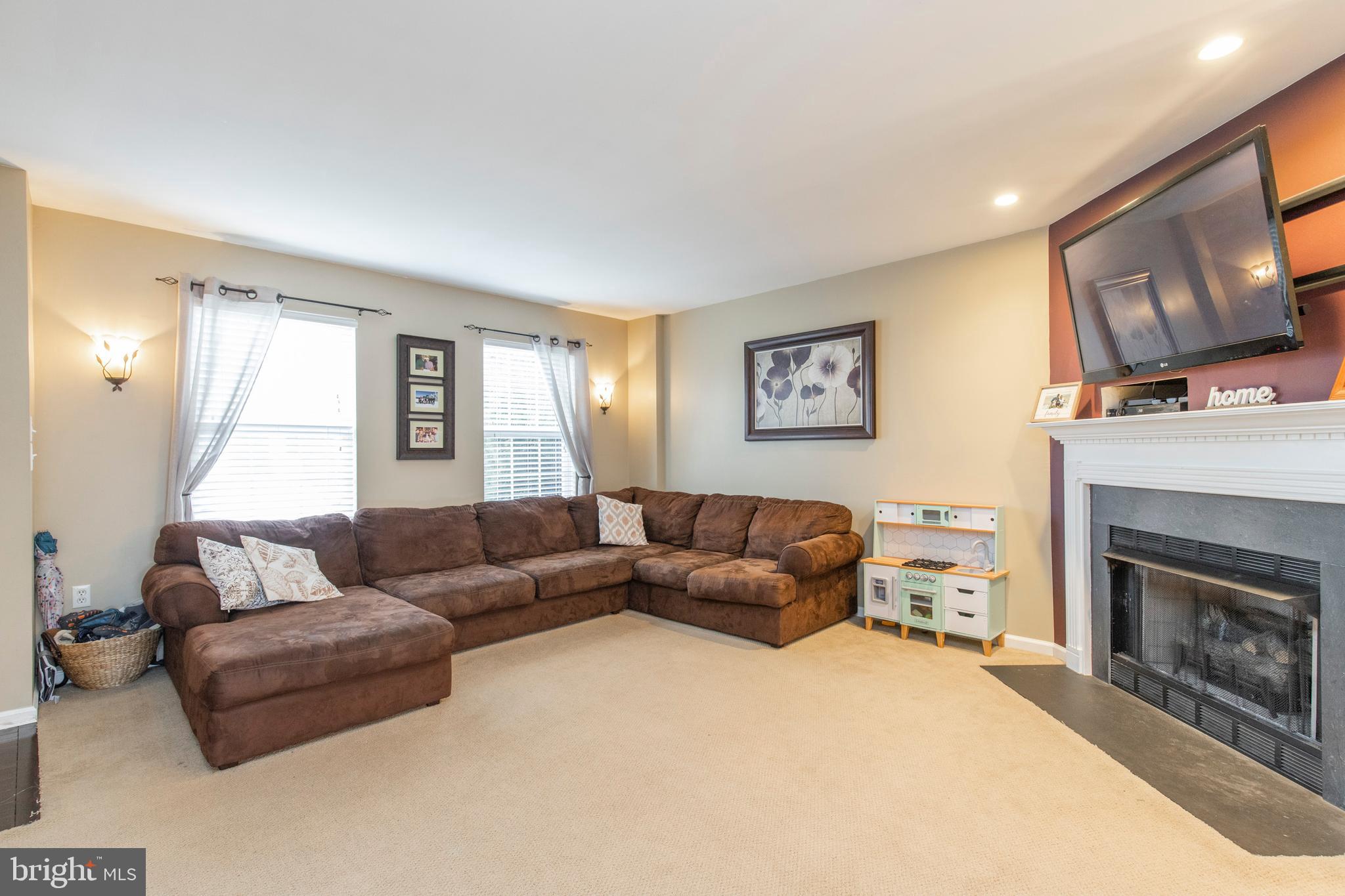 238 Springvalley Way Aston, PA 19014 - Photo 31 of 34 Gallery Image 31