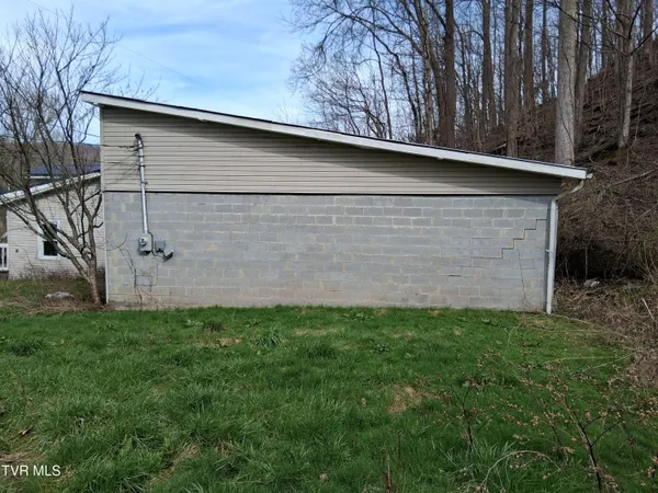 $99,000 | 171 Hob Knob Drive, Gate City, VA 24251