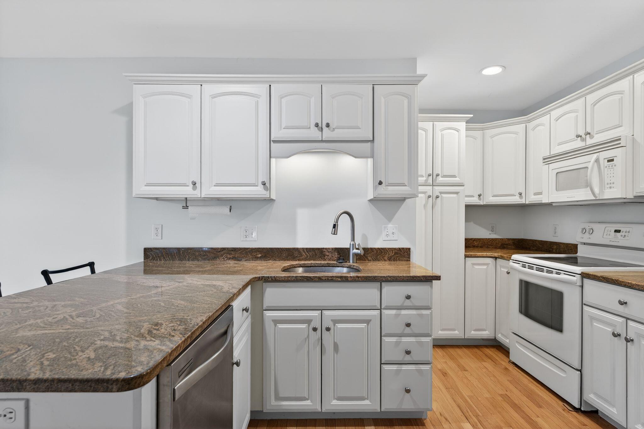 345 Saco Street, Unit 26 Westbrook, ME 04092 - Photo 18 of 29 22_DSC01622