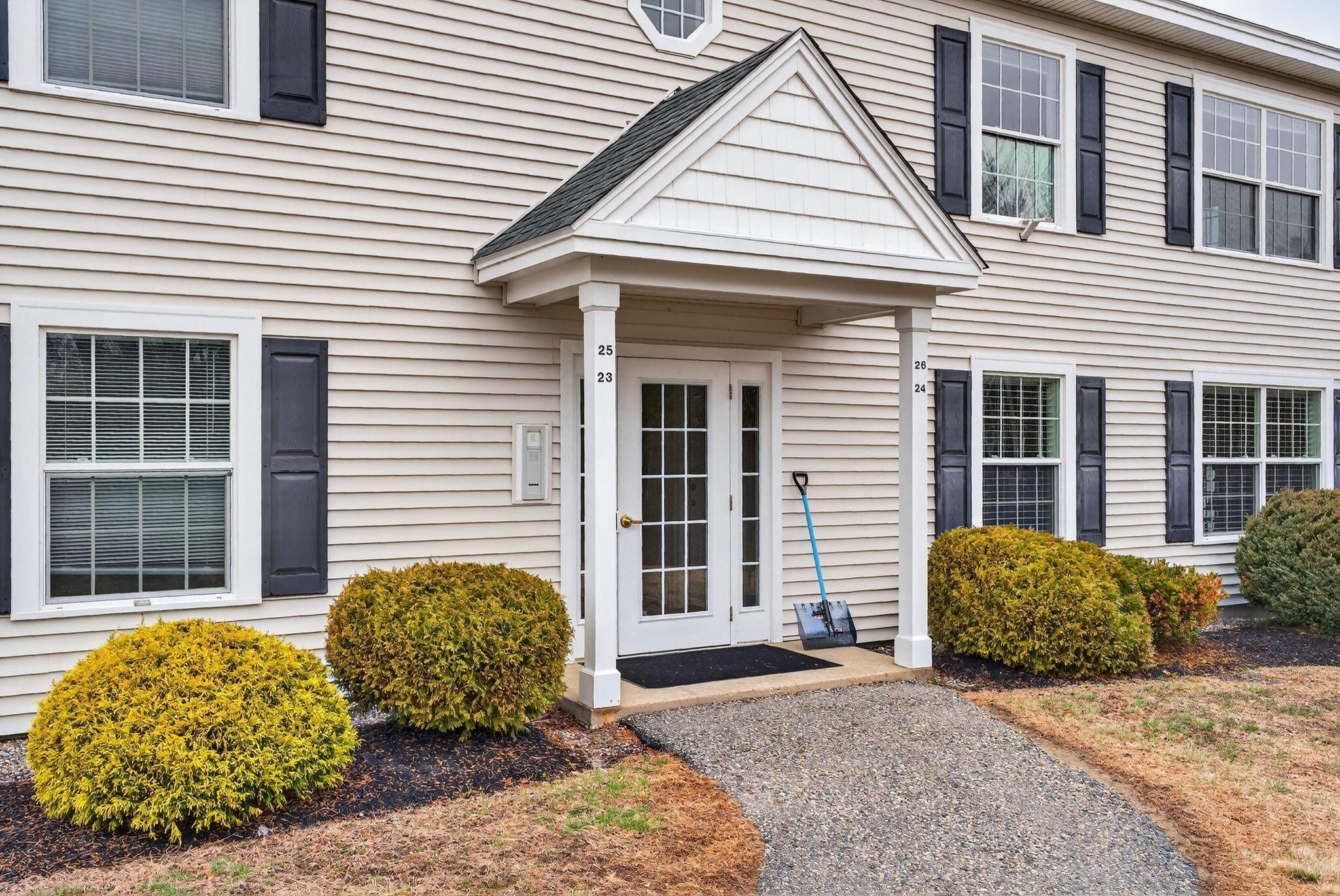 345 Saco Street, Unit 26 Westbrook, ME 04092 - Photo 3 of 29 3_DSC01702