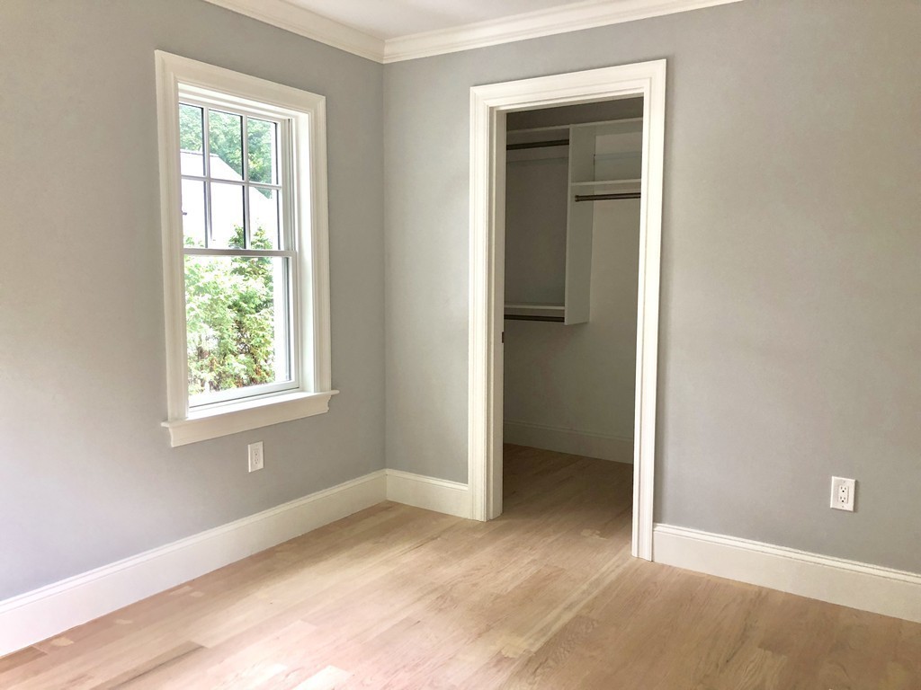43 Cleveland Road Wellesley, MA 02481 - Photo 8 of 25