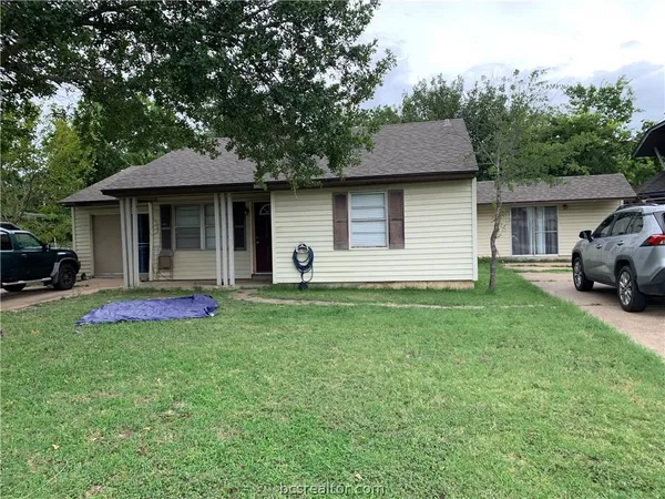 $319,900 | 212 Inlow Boulevard, Bryan, TX 77801