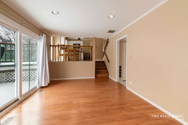 $409,500 | 3540 Fairfax Court West, Aurora, IL 60504