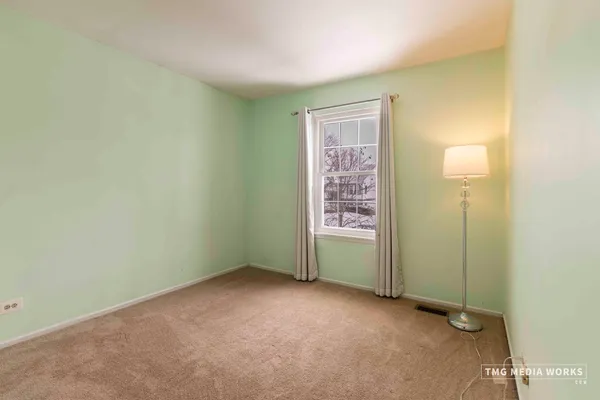 $409,500 | 3540 Fairfax Court West, Aurora, IL 60504