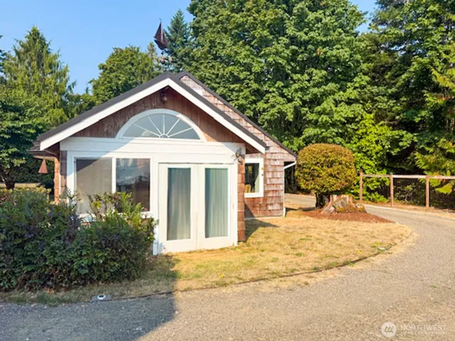 $4,500 | 31710 Sunrise Beach Court Northeast, Kingston, WA 98346