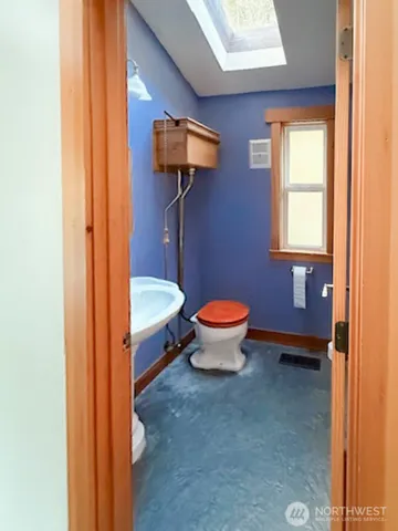 $4,500 | 31710 Sunrise Beach Court Northeast, Kingston, WA 98346