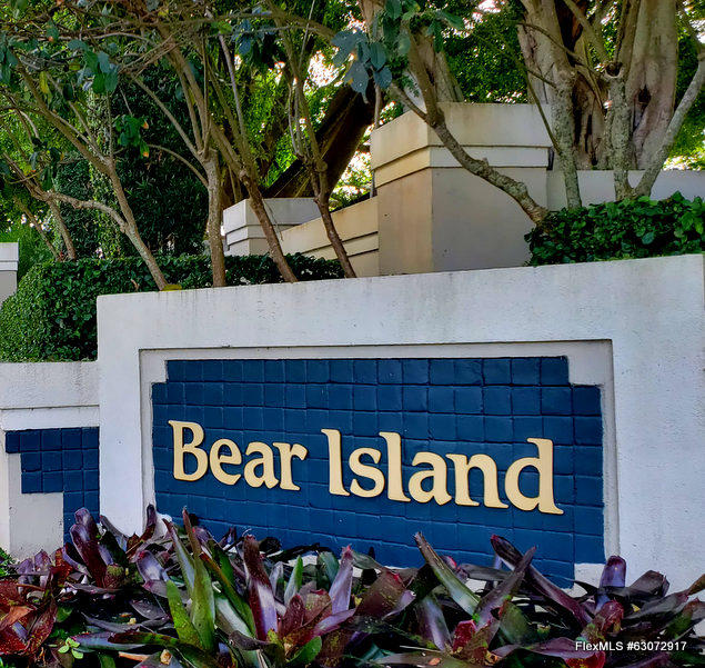 1350 Wilderness Road West Palm Beach, FL 33409 - Photo 7 of 8 Main Entrance Bear Island