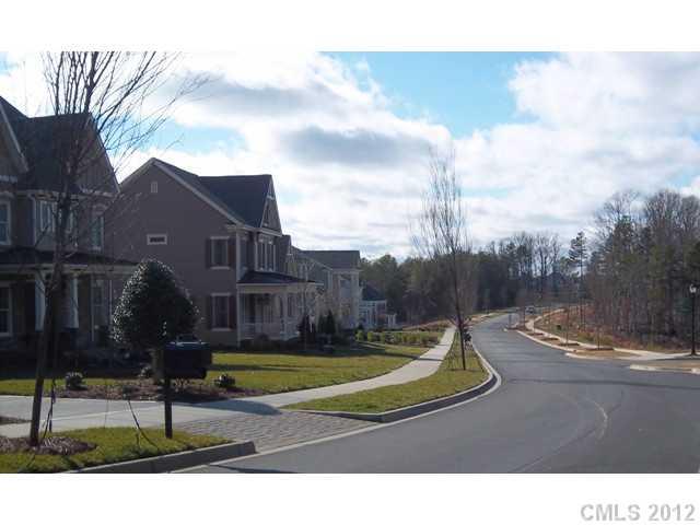 808 Harvest Pointe Drive, Unit 1315 Fort Mill, SC 29708 - Photo 3 of 5 Gallery Image 3