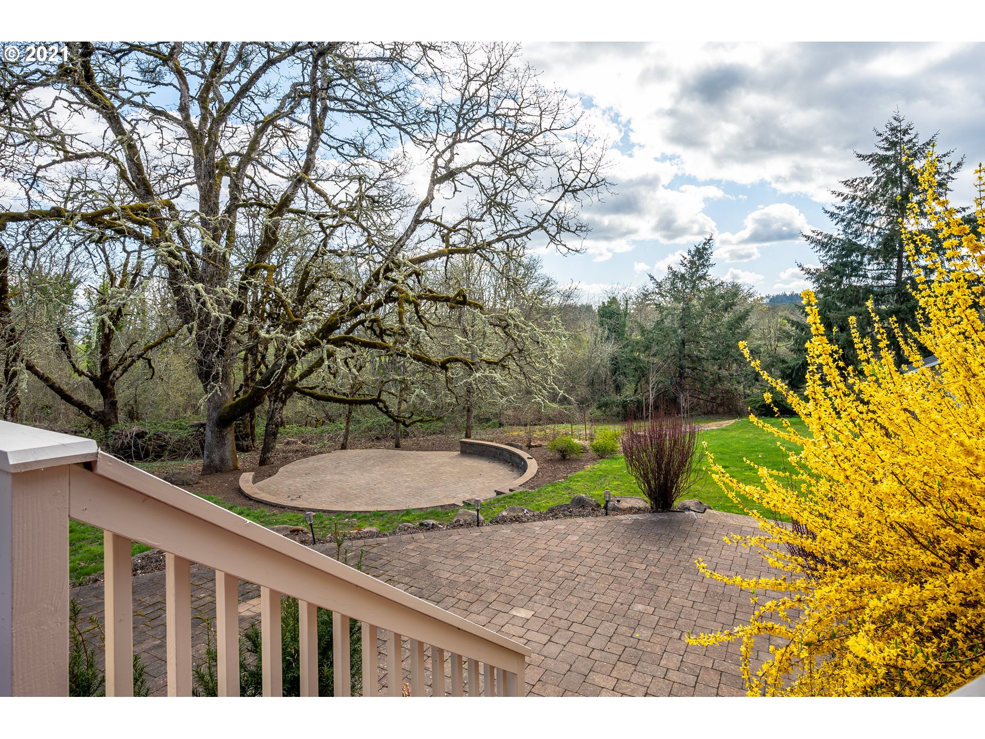 12165 Northwest Fox Ridge Road McMinnville, OR 97128 - Photo 31 of 32 Gallery Image 31