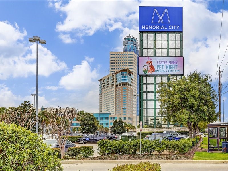 201 Vanderpool Lane, Unit 137 Houston, TX 77024 - Photo 40 of 42 Close to Memorial City Mall and medical center.