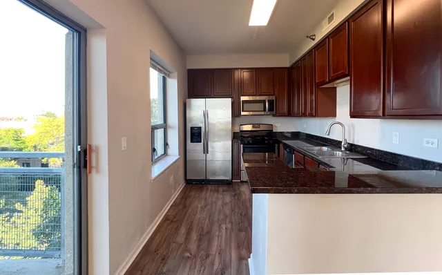 $2,650 | 100 North Hermitage Avenue, Unit 508, Chicago, IL 60612