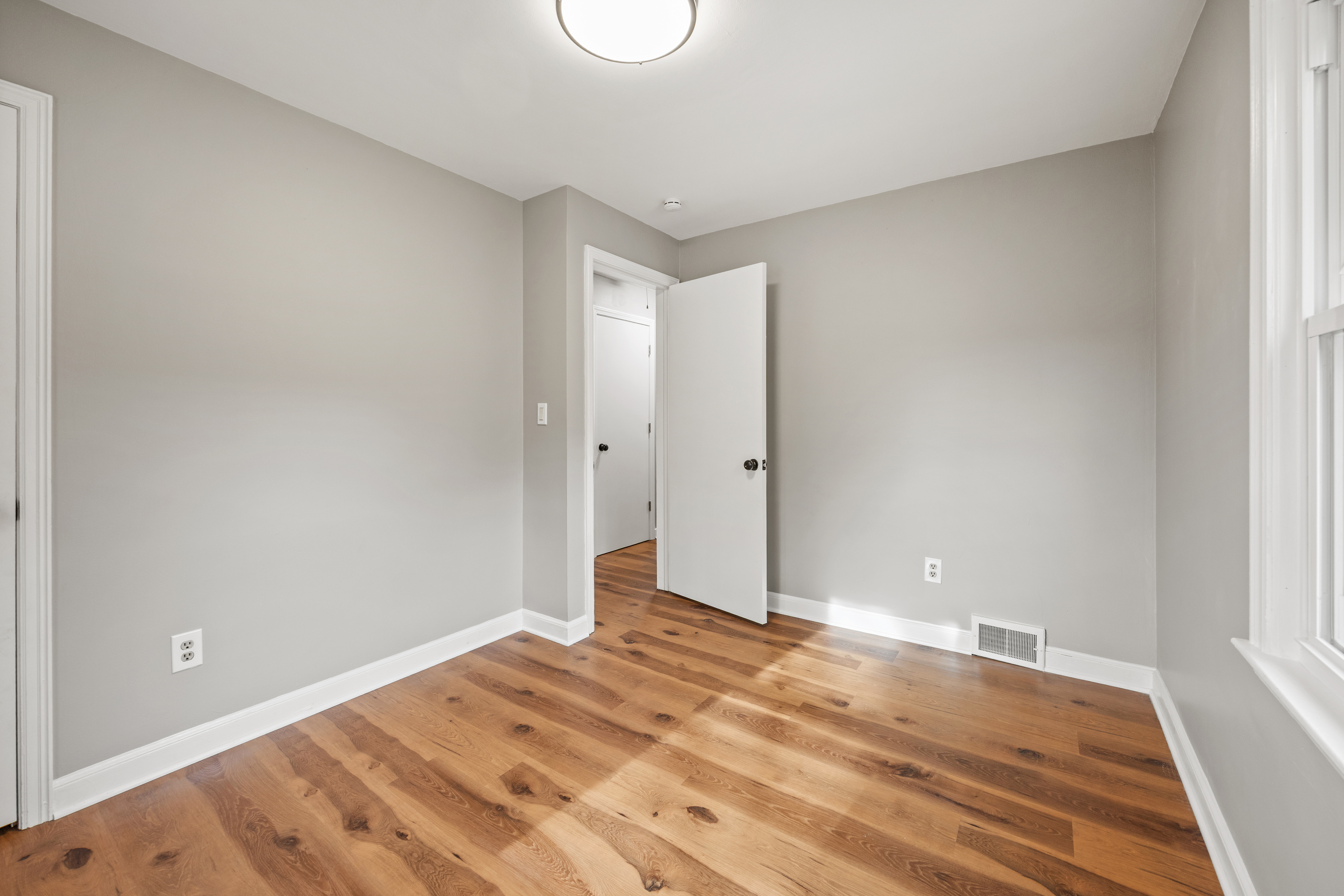 494 Woodtick Road Waterbury, CT 06705 - Photo 16 of 26