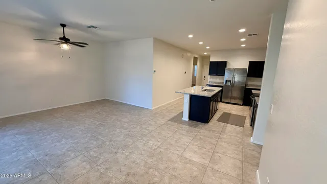 $1,600 | 36439 Pampoloma Avenue, Maricopa, AZ 85138