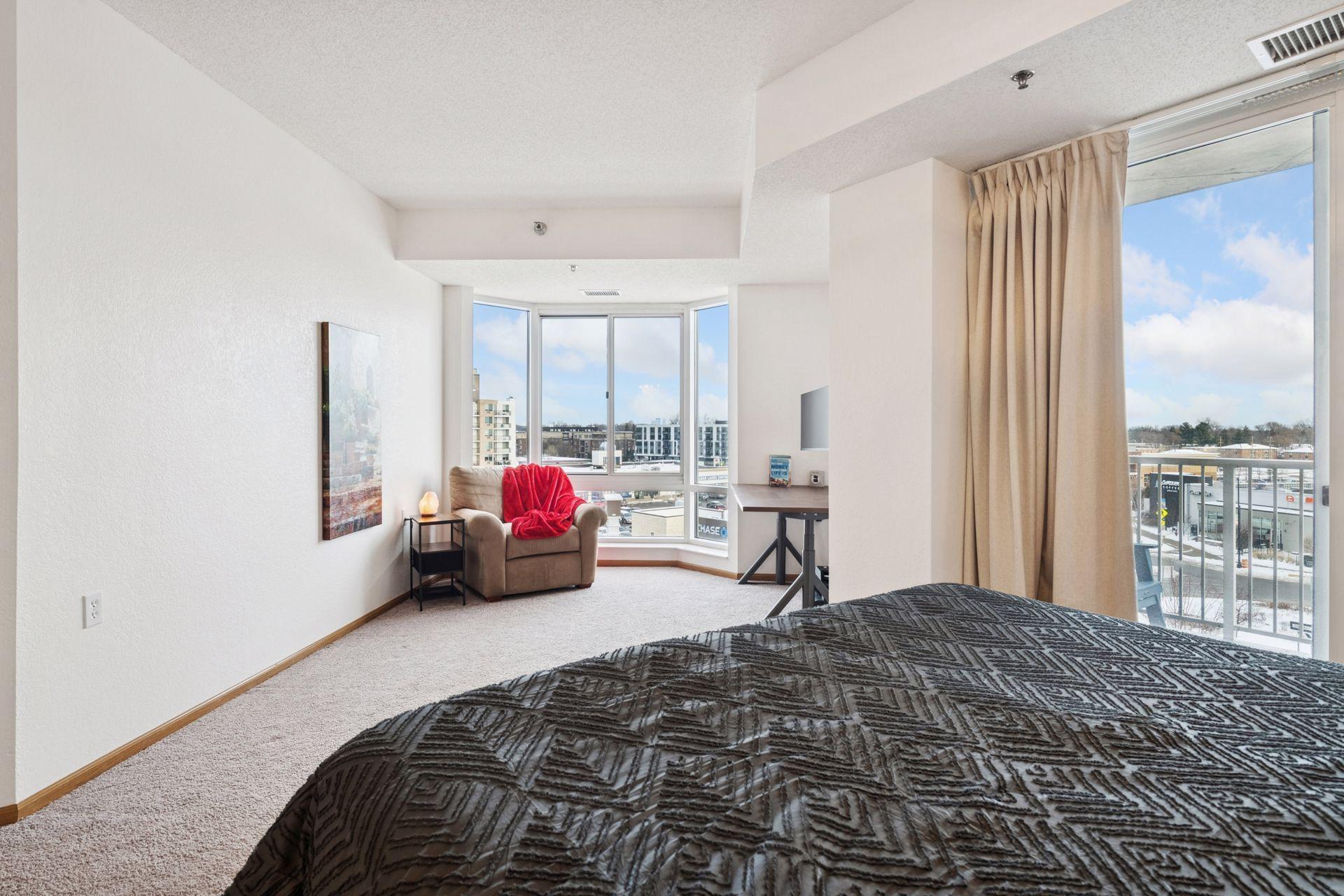 6600 Lyndale Avenue South, Unit 400 Richfield, MN 55423 - Photo 16 of 36