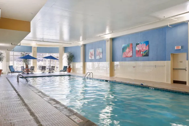 $250,000 | 6600 Lyndale Avenue South, Unit 400, Richfield, MN 55423