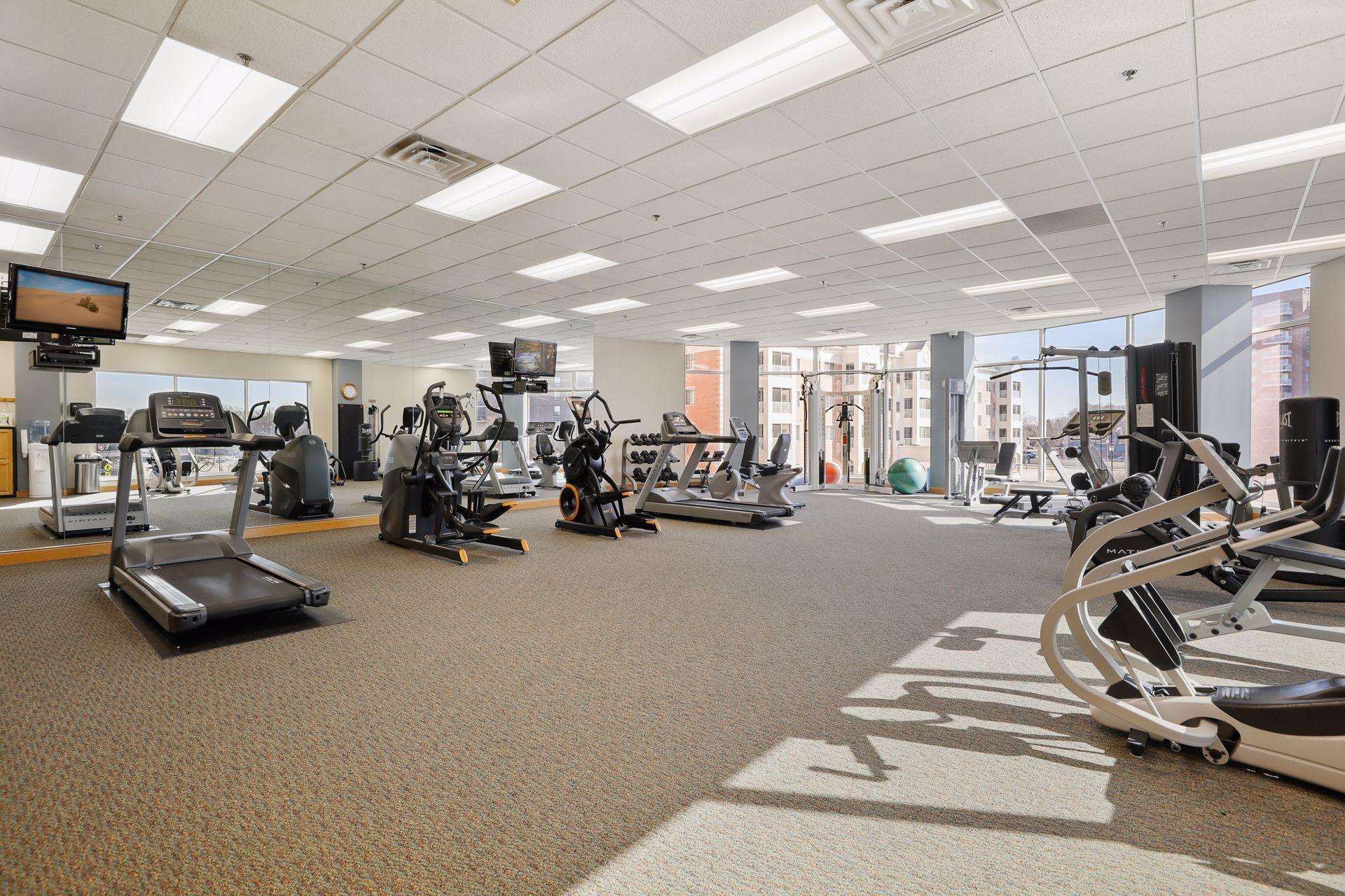 6600 Lyndale Avenue South, Unit 400 Richfield, MN 55423 - Photo 35 of 36