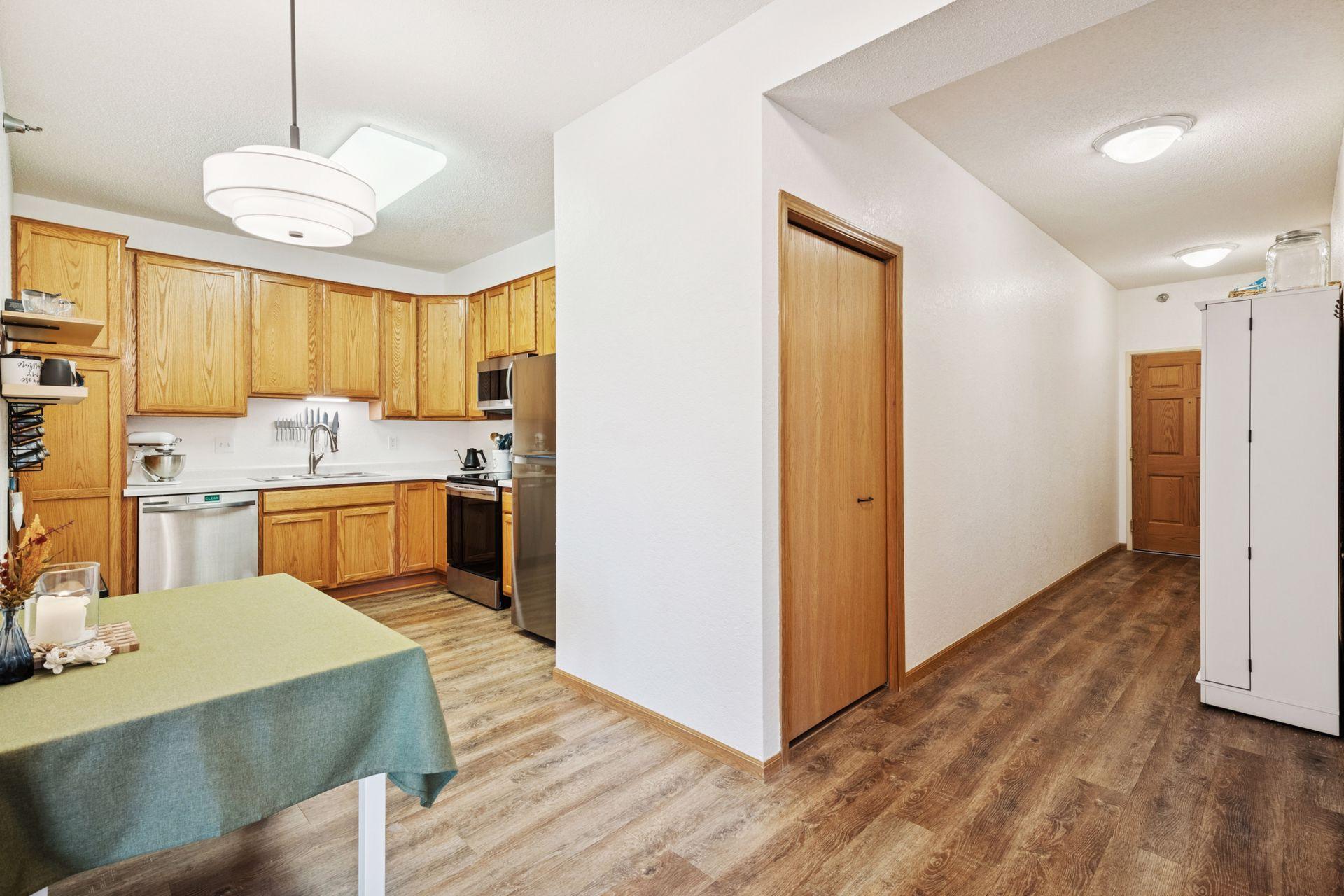 6600 Lyndale Avenue South, Unit 400 Richfield, MN 55423 - Photo 6 of 36