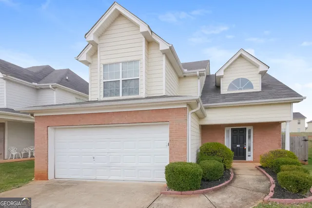 $2,360 | 408 Parkside Way, McDonough, GA 30253