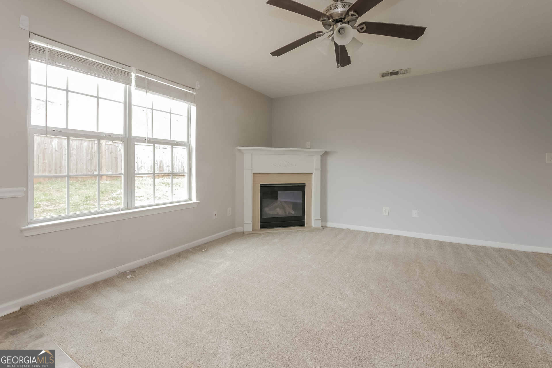 408 Parkside Way McDonough, GA 30253 - Photo 2 of 17