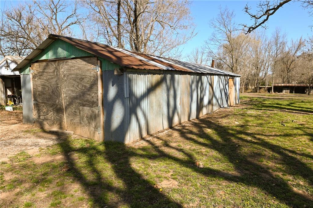 1875 East 166 Road El Dorado Springs, MO 64744 - Photo 4 of 27