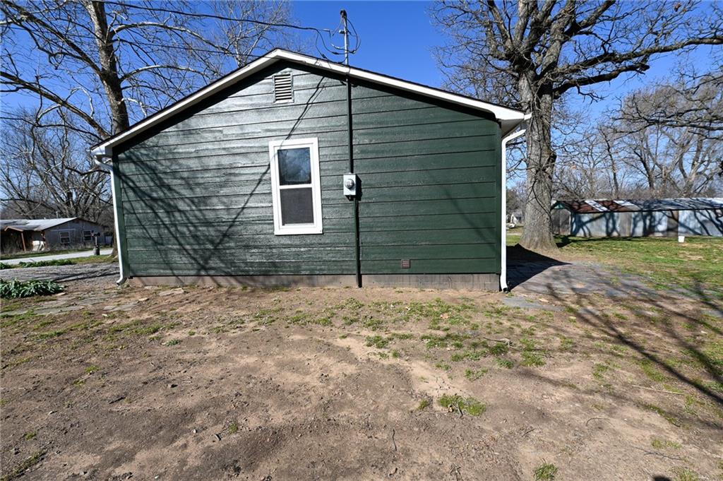 1875 East 166 Road El Dorado Springs, MO 64744 - Photo 6 of 27