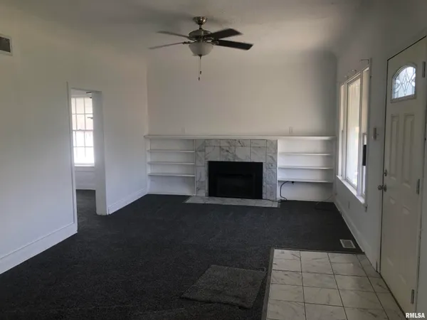 $124,900 | 101 West Oak Street, Broadwell, IL 62634