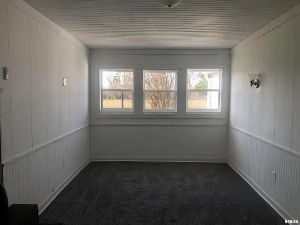 $124,900 | 101 West Oak Street, Broadwell, IL 62634