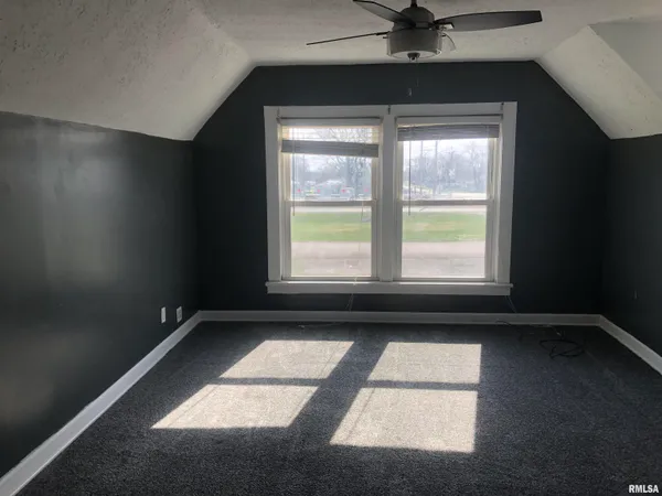 $124,900 | 101 West Oak Street, Broadwell, IL 62634