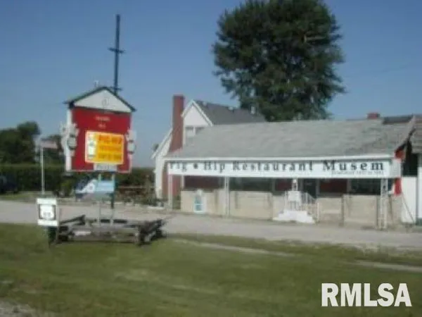 $124,900 | 101 West Oak Street, Broadwell, IL 62634