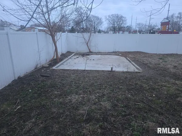 $124,900 | 101 West Oak Street, Broadwell, IL 62634