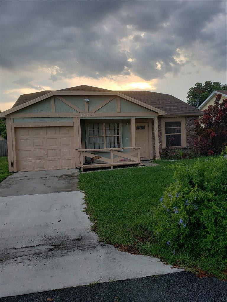 22877 Chrysler Drive Boca Raton, FL 33428 - Photo 4 of 10 Photo 4