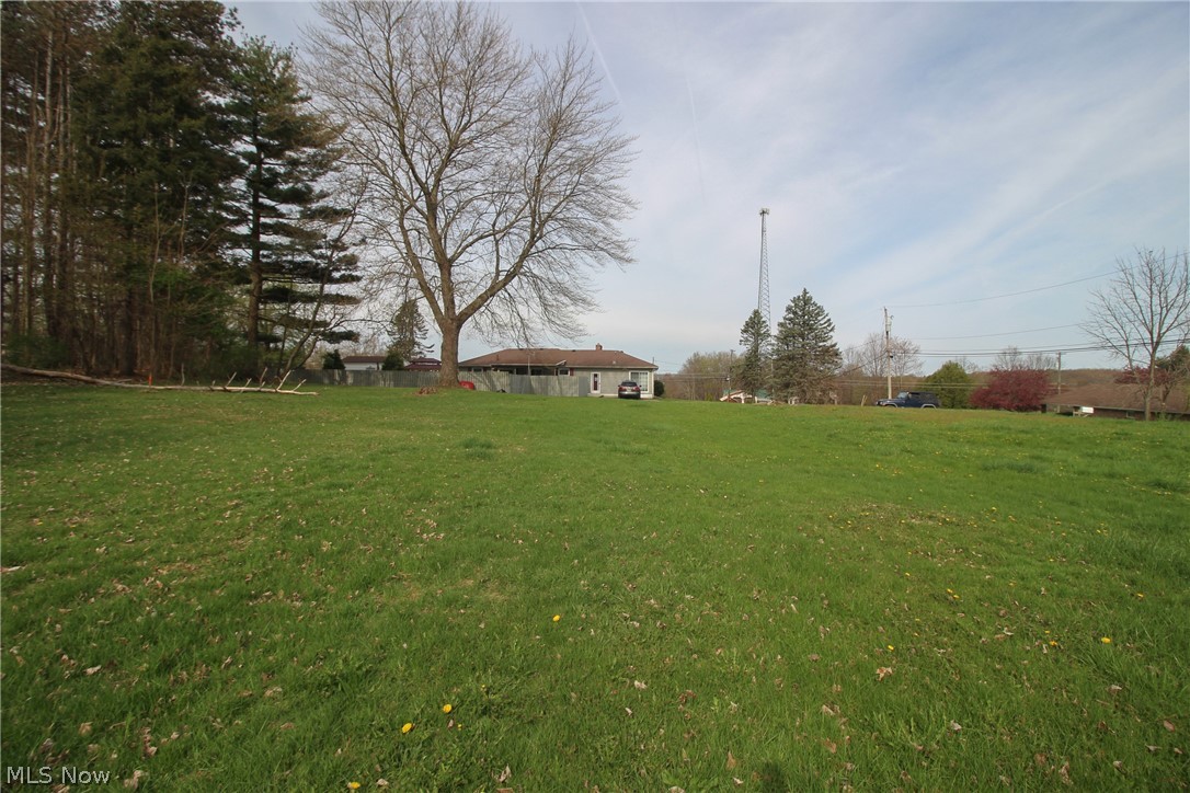 1243 Brookfield Road Hubbard, OH 44425 - Photo 8 of 24 Gallery Image 8