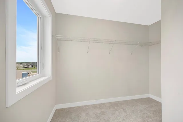 $2,295 | 325 Aspen Drive, Somerset, WI 54025