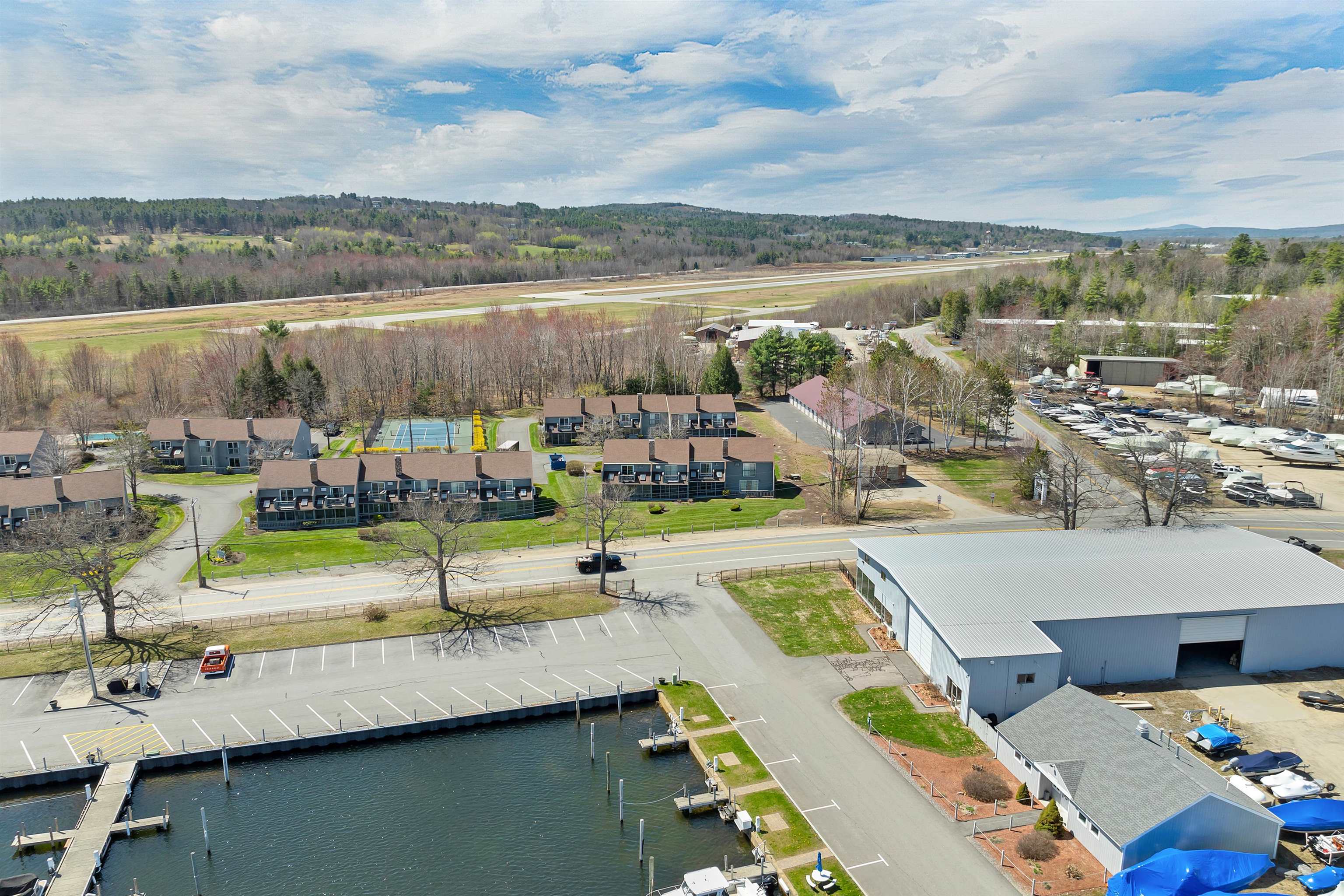 60 Weirs Road, Unit E1 Gilford, NH 03249 - Photo 11 of 57