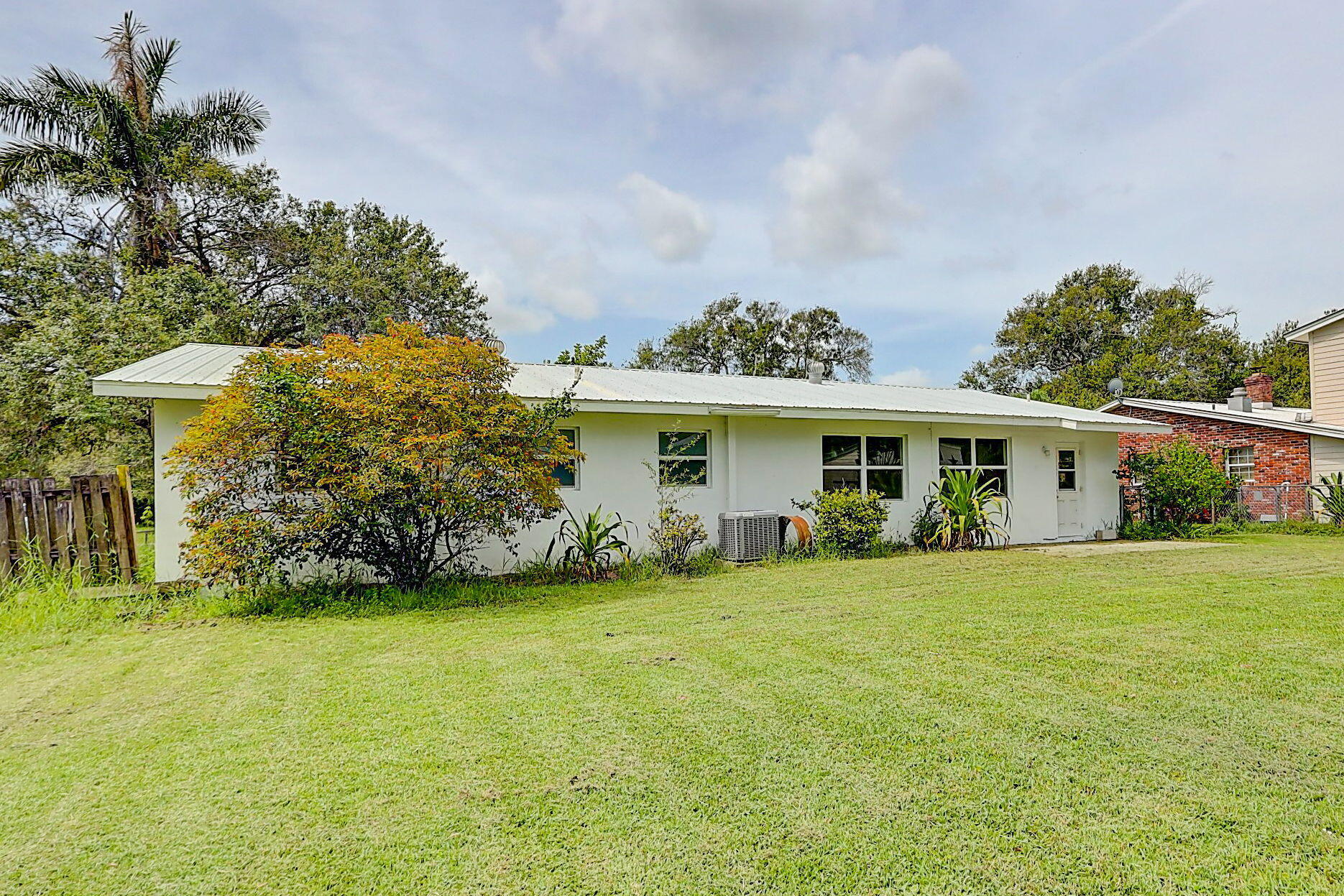798 Cory Campbell Road Fort Pierce, FL 34982 - Photo 33 of 38 31-web-or-mls-3J0A4025