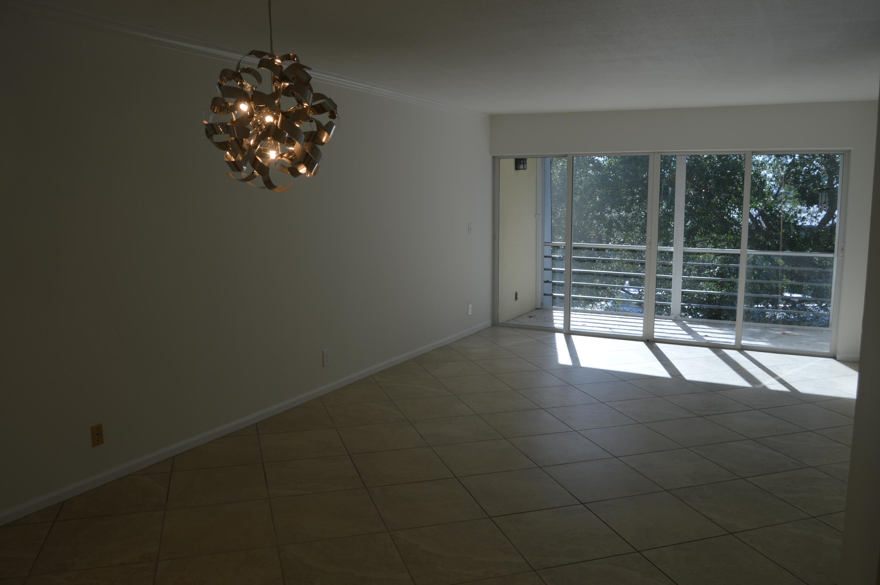 775 Jeffery Street, Unit 5303 Boca Raton, FL 33487 - Photo 7 of 33 DSC_0018