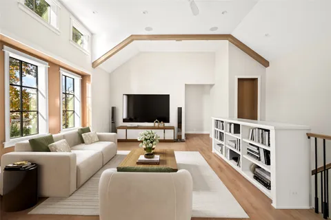 $1,995,000 | 1136 Woodland Street, Houston, TX 77009